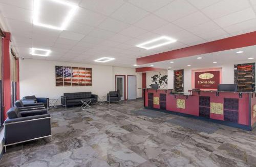 Cave City Cabin | Econo Lodge Cave City