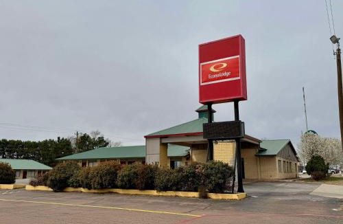Childress Cabin | Econo Lodge Childress