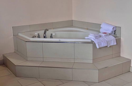 Sunnyside Hotel | Econo Lodge City Centre