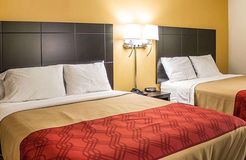 Hilltop Hotel | Econo Lodge Columbus West