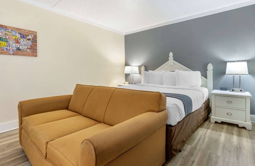 Conway Hotel | Econo Lodge Conway Central