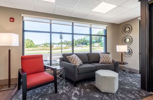 Dayton Hotel | Econo Lodge Dayton North