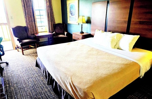 Eagle Nest Hotel | Econo Lodge Eagle Nest