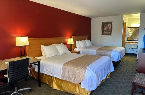 Edmonds Cabin | Econo Lodge Edmonds North Seattle