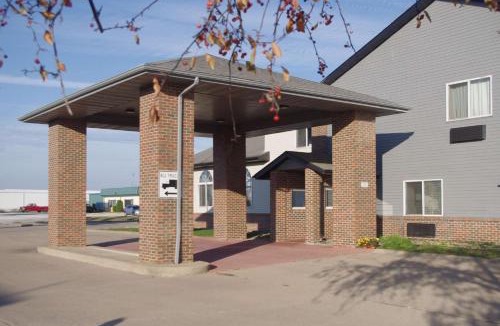 El Paso Cabin | Econo Lodge El Paso, IL