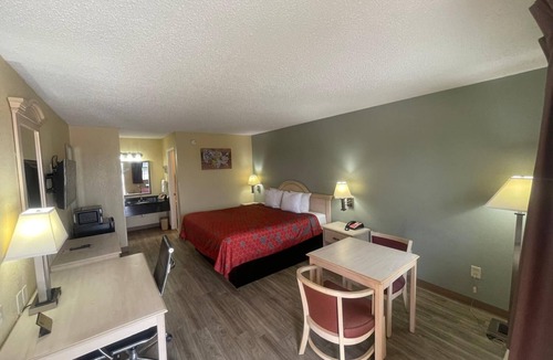 Falfurrias Hotel | Econo Lodge Falfurrias Hwy 281