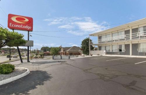 Radcliff Cabin | Econo Lodge Fort Knox