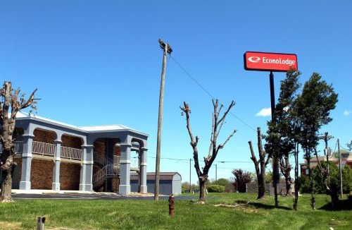 Franklin Cabin | Econo Lodge Franklin South