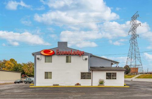 Franklin Cabin | Econo Lodge Franklin - Springboro