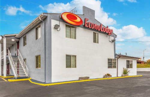 Franklin Cabin | Econo Lodge Franklin - Springboro