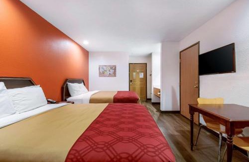 Franklin Cabin | Econo Lodge Franklin