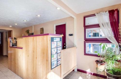 Galax Cabin | Econo Lodge Galax