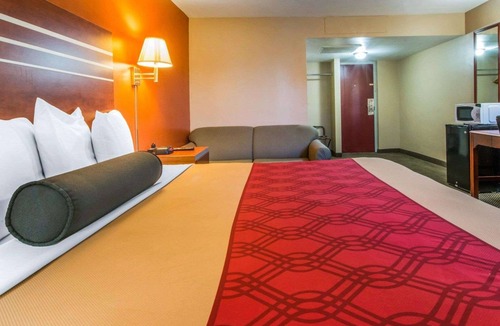 Hermitage Hotel | Econo Lodge Hermitage South