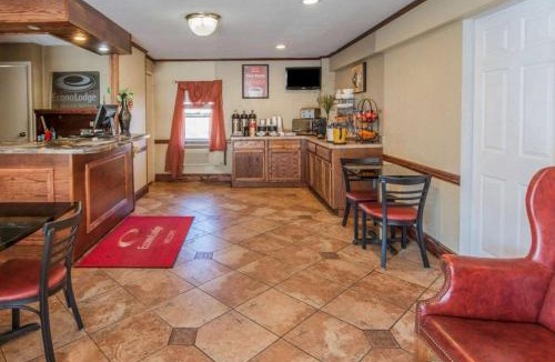Hermitage Cabin | Econo Lodge Hermitage South