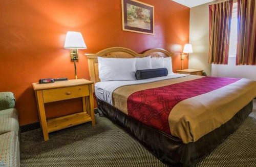 Hermitage Cabin | Econo Lodge Hermitage South