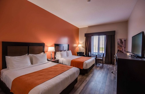 Saint-Apollinaire Hotel | Econo Lodge Inn & Suites