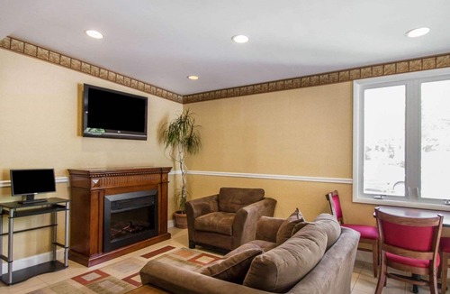 Westbrook Center Hotel | Econo Lodge Inn & Suites Old Saybrook Westbrook