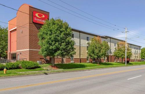 Des Moines Hotel | Econo Lodge Inn & Suites Des Moines Fairgrounds Area