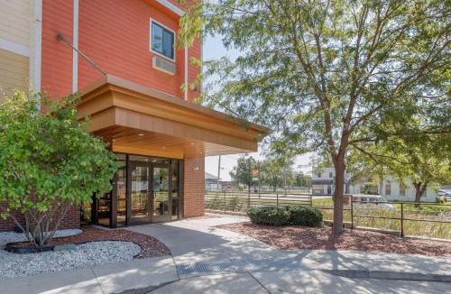 Des Moines Hotel | Econo Lodge Inn & Suites Des Moines Fairgrounds Area