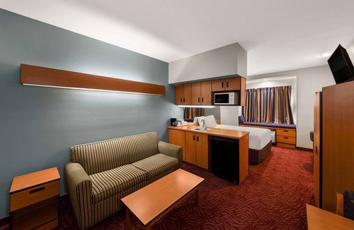 Mesquite Hotel | Econo Lodge Inn & Suites Mesquite - Dallas East