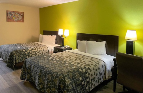Sweetwater Hotel | Econo Lodge Inn & Suites Sweetwater I-20
