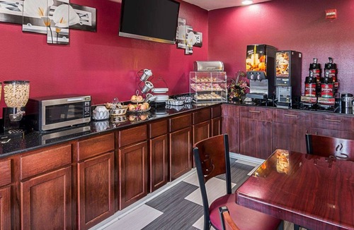 Natchitoches Hotel | Econo Lodge Inn & Suites Natchitoches