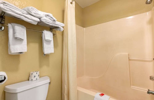 Jonesboro Hotel | Econo Lodge Jonesboro