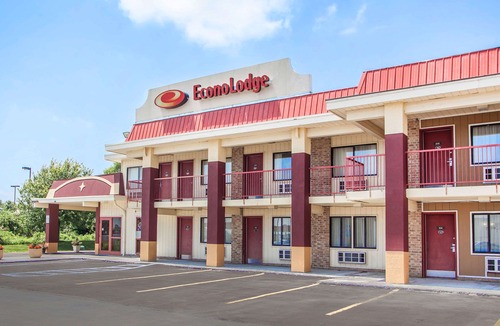 Kearney Hotel | Econo Lodge Kearney