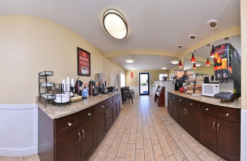 Tri-Cities Hotel | Econo Lodge Kennewick Tri-Cities