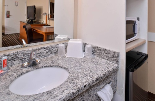 Tri-Cities Hotel | Econo Lodge Kennewick Tri-Cities