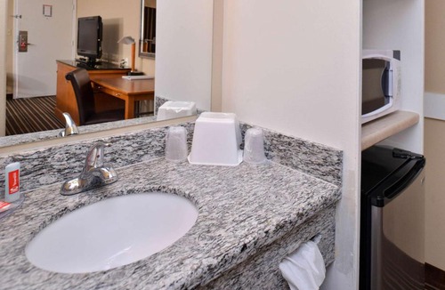 Kennewick Cabin | Econo Lodge Kennewick Tri-Cities