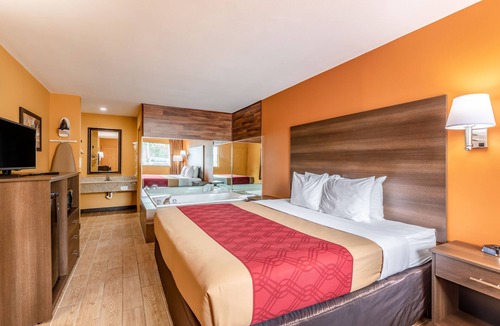 Kingsland Hotel | Econo Lodge Kingsland