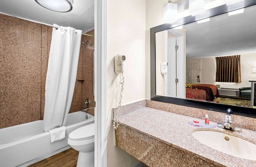 Blountville Hotel | Econo Lodge Kingsport East