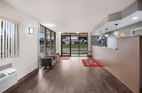 Boys Ranch Hotel | Econo Lodge Live Oak