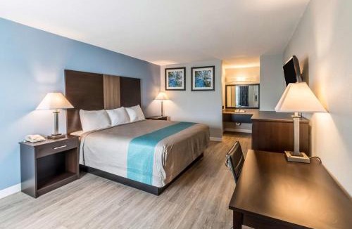 Mineral Wells Cabin | Econo Lodge Mineral Wells