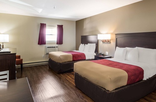 Vails Gate Hotel | Econo Lodge Near Stewart Inter