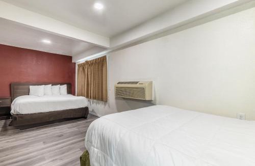 Needles Cabin | Econo Lodge Needles