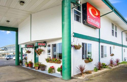 Newport Cabin | Econo Lodge Newport
