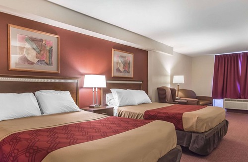 Orillia Hotel | Econo Lodge Orillia