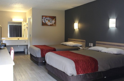 Paducah Hotel | Econo Lodge Paducah West I-24