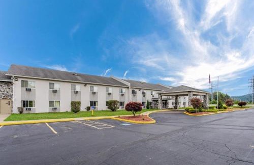 Painted Post Cabin | Econo Lodge Painted Post - Corning