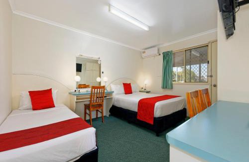 Bundaberg West Cabin | Econo Lodge Park Lane