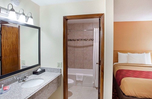 Phillipsburg Hotel | Econo Lodge Phillipsburg