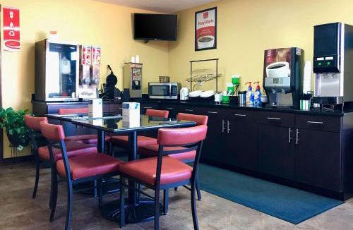 Purcell Cabin | Econo Lodge Purcell