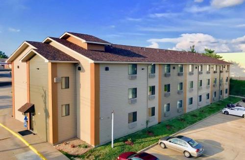 Quincy Cabin | Econo Lodge Quincy