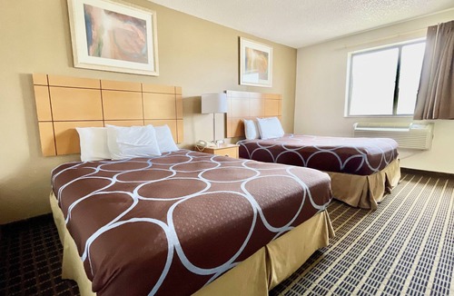 Quincy Hotel | Econo Lodge Quincy