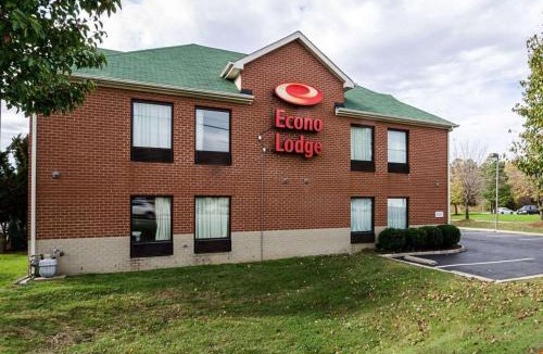 Mosby Cabin | Econo Lodge Richmond North