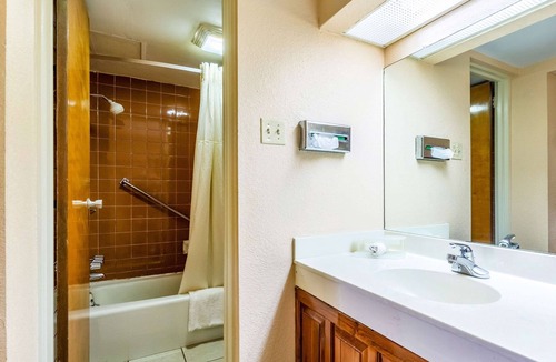 Rocky Top Hotel | Econo Lodge Rocky Top