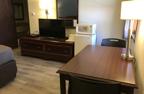 St. Albans Hotel | Econo Lodge Saint Albans