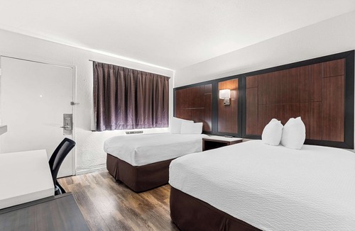 Stockton Hotel | Econo Lodge Stockton near I-5 Fairgrounds